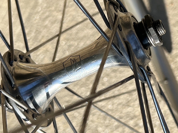 Front Campagnolo Mirage hub