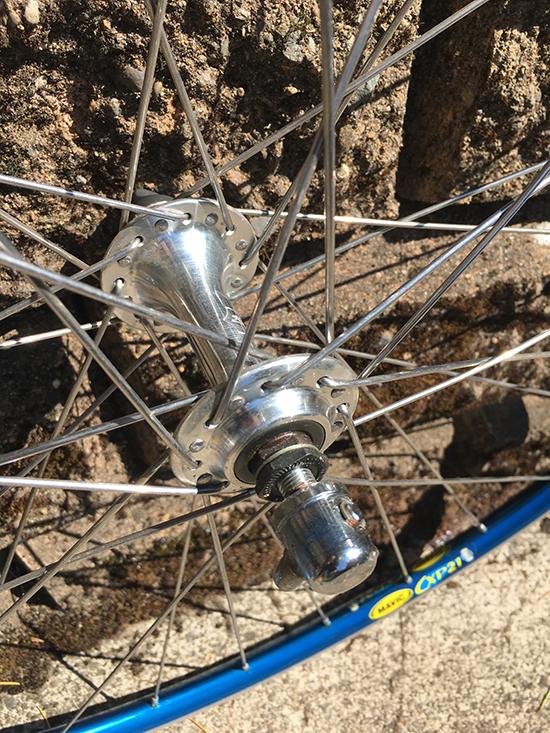 Mirage front hub