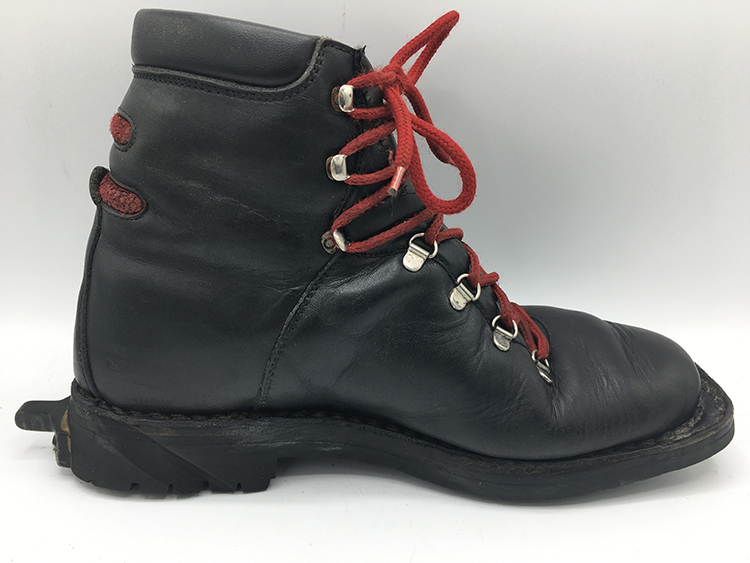 3pin crosscountry ski boots from South Salem Cycleworks