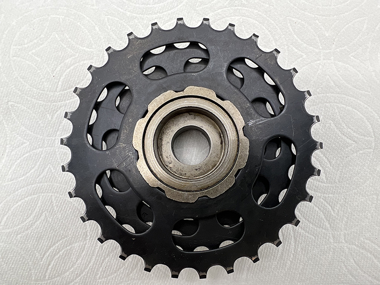 SunTour Alpha 7-speed freewheel