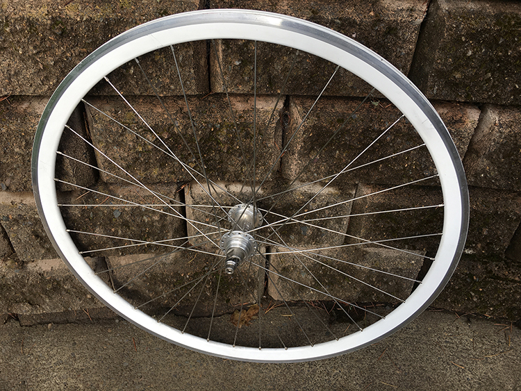 Bicycle road wheels for fixie bikes with vertical dropouts South Salem Cycleworks